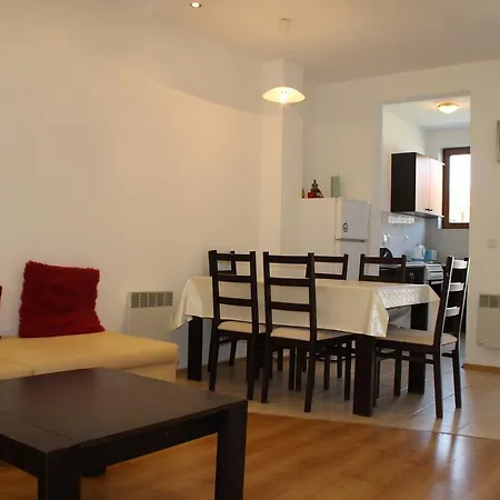 Holiday home Pm Services House In Kalina *